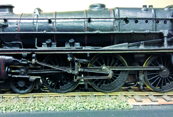 Side
											 view of 4767 00 model